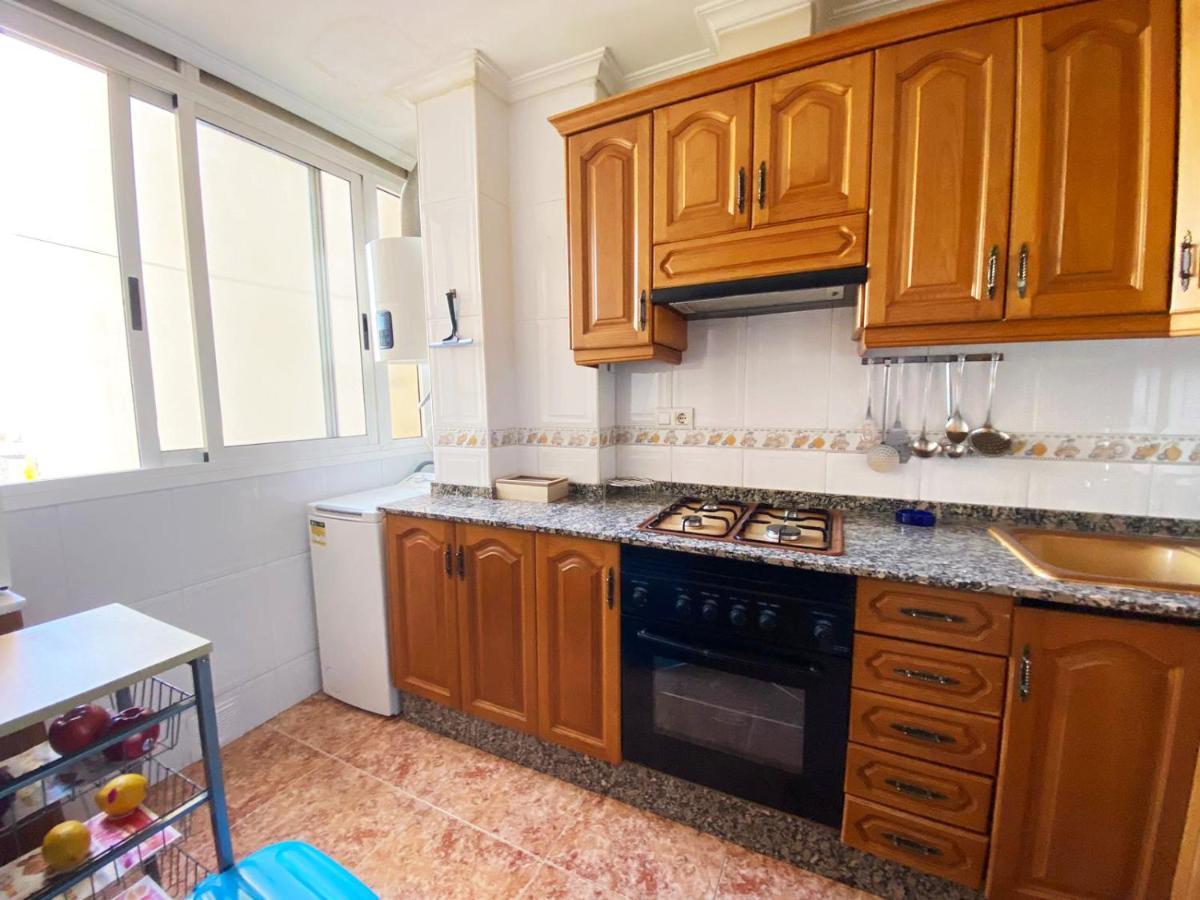 Rooms In Valencia Great Location In Shared Apartment エクステリア 写真