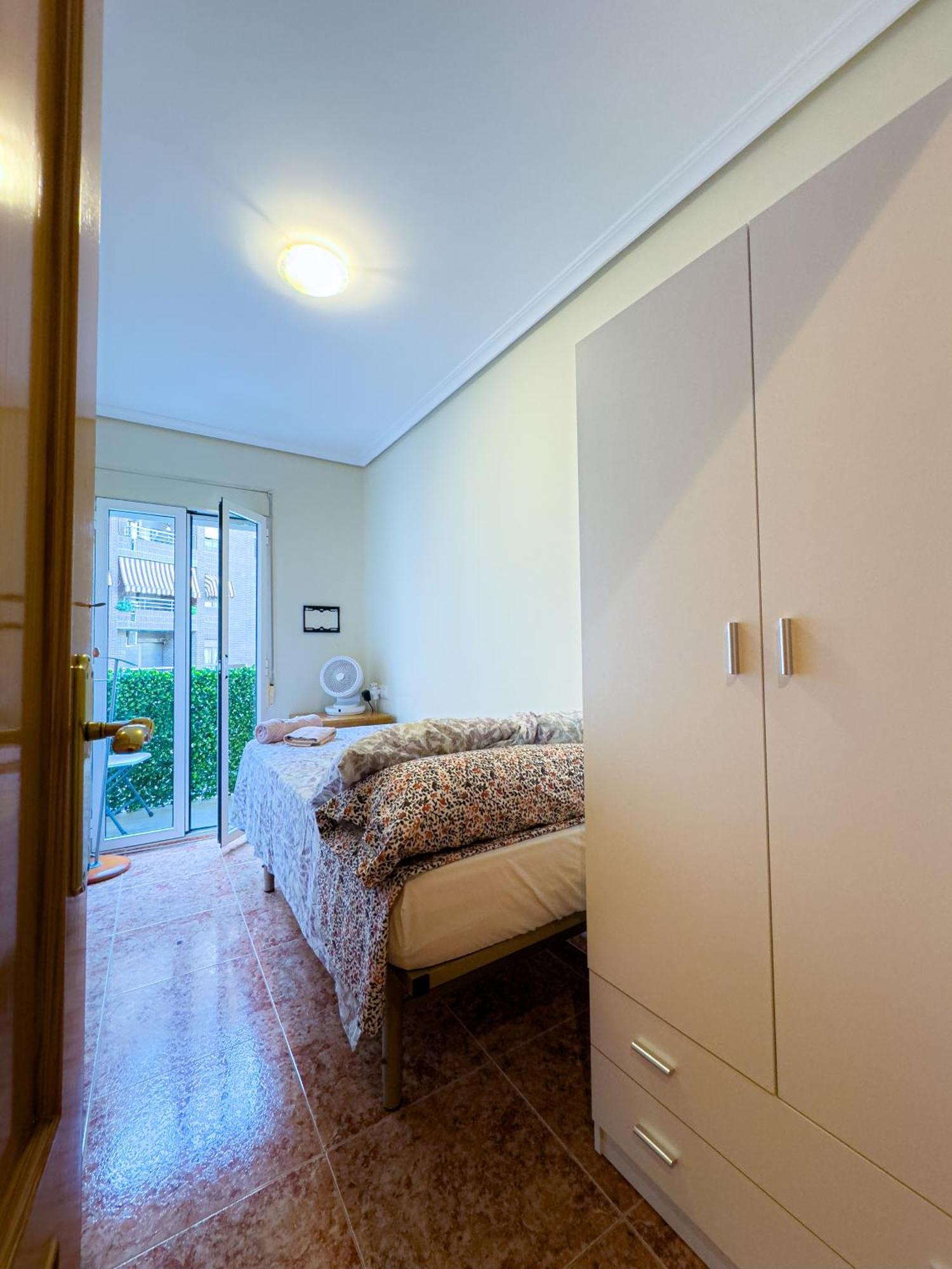 Rooms In Valencia Great Location In Shared Apartment エクステリア 写真